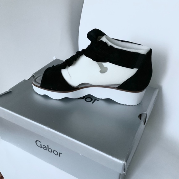 Gabor Samtchevreau Black T-Strap Wedge Flat Sandal - Picture 11 of 11